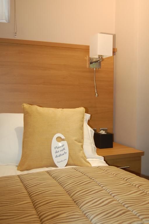 Five Mile Oxford Hotel Bilik gambar